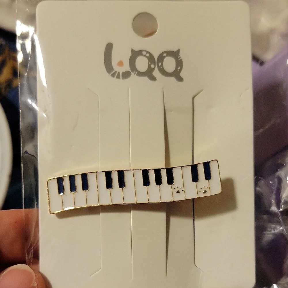 Piano Key With Paw Prints Hair Clip